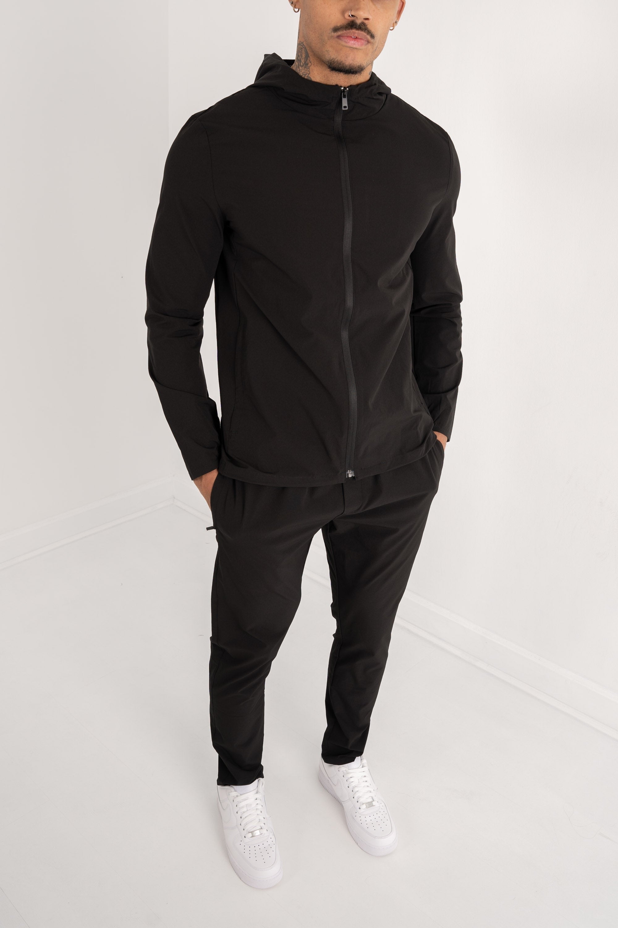 Mr. Davis | Technical Windbreaker Jacket- Black